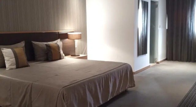 Klassisk  dobbelt værelse Hotel Ritz Capital