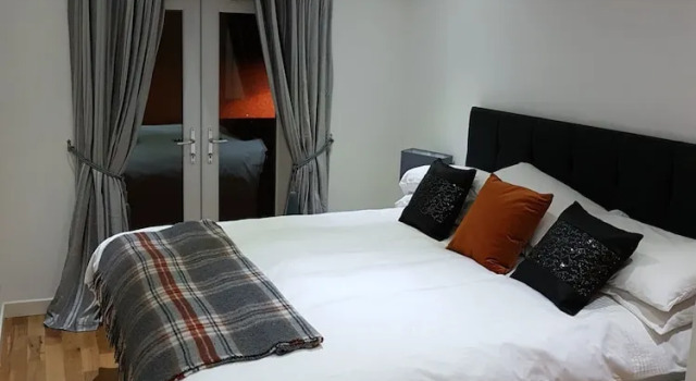 Двухместный коттедж Presidential с видом на сад Langley Cottage - Part of The Langley Collection Luxury Cottage Sleeps 2 - 20-min to Banniskirk Hub