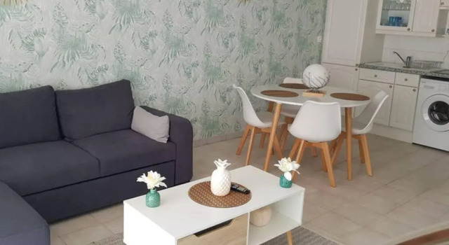 Appartement Juan-les-Pins antibes piscine et mer a 200m, Забронировать Апартаменты/квартира Жюан-ле-Пен Приморские Альпы