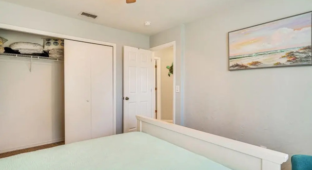 Screened Porch & Heated Pool: Cape Coral Home, Забронировать Дом для отпуска Виллы Кейп-Корал, Вилла