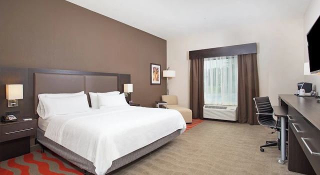 Двухместный номер Standard Holiday Inn Express Hotel & Suites Glasgow by IHG