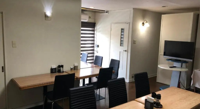 Кровать в общем номере (мужской номер) Business Stay