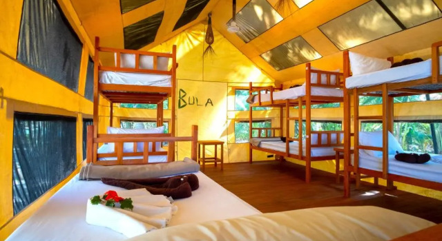 Barefoot Island Resort, Rezerwuj Ośrodek wypoczynkowy Nanuya Balavu Island 
