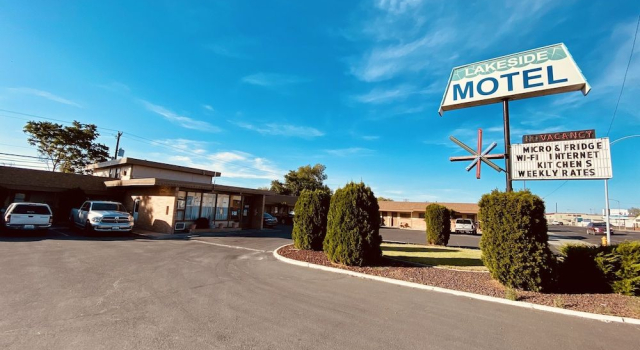 Lakeside Motel, Rezerwuj Motel Moses Lake Waszyngton