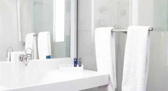 Номер Standard Novotel Glasgow Centre