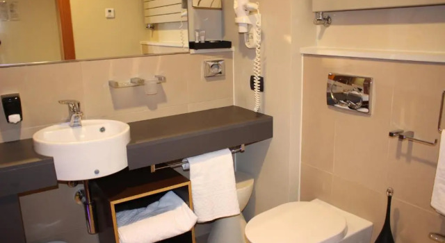 Двухместный номер Standard NEW IPOINT HOTEL