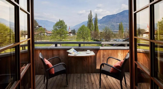 Апартаменты Superior Ferienapartments Gutshof Brandis