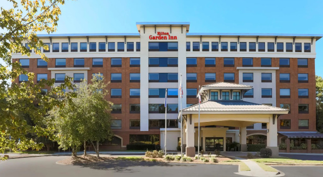 Номер Standard Hilton Garden Inn Raleigh-Durham/Research Triangle Park