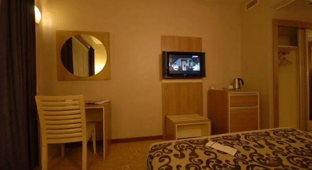 Люкс Business с балконом Serace Hotel