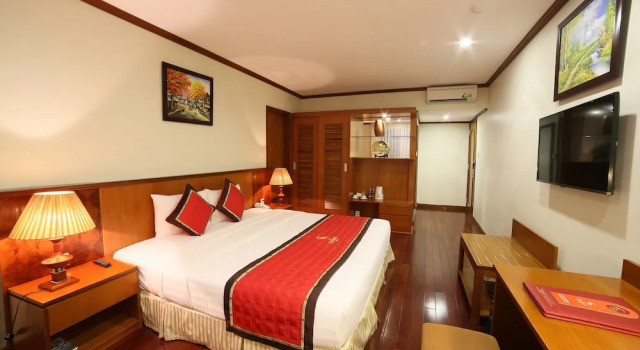 Двухместный номер Executive с красивым видом из окна Sunny Hotel 1