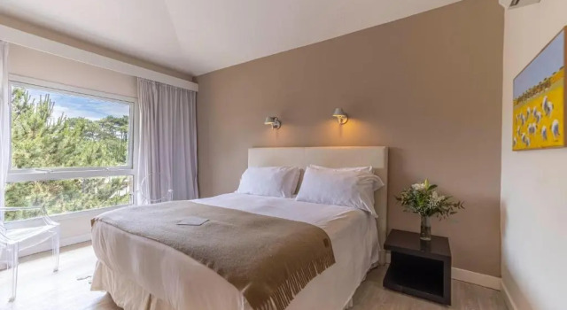 Двухместный номер Deluxe AWA Boutique + Design Hotel