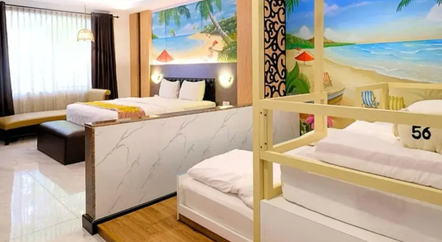 Двухместный семейный номер Standard с балконом Batam Harbour Boutique Hotel & Spa
