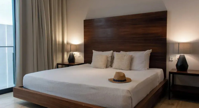 Апартаменты Comfort Kaab South Beach by The Spot Rentals