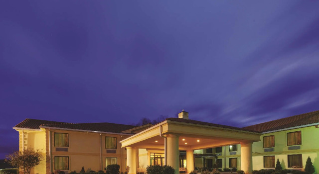 Номер Deluxe La Quinta Inn by Wyndham Radford