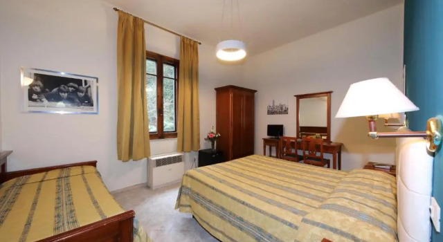 Четырёхместный номер Standard Hotel Moderno