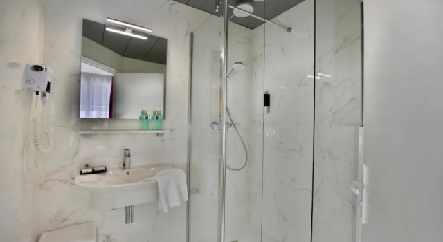 Номер Comfort Hôtel Escale Oceania Lorient