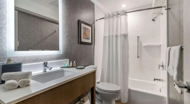 Двухместный номер Deluxe Clarion Inn Nashua