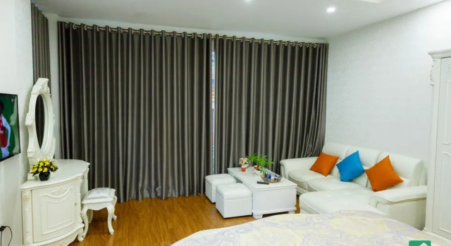 Palm Tree Apartment