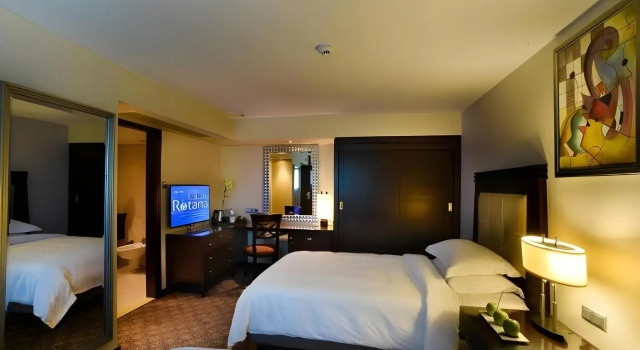 Raouche Arjaan by Rotana Hotel