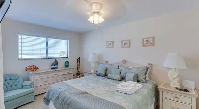 Carlos Pointe 113 - Two Bedroom Condo, Забронировать Отель Отели Fort Myers Area с парковкой, Парковка