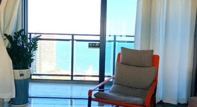 Семейный люкс с 4 комнатами с видом на море Tinghai International Light Luxury Meisu (Shanwei Poly Jindingwan)