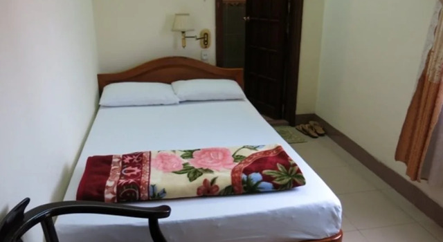 Huong Vy 1 Hotel, Забронировать Отель Хюэ Тхыатхьен-Хюэ, рядом с Dieu De National Pagoda