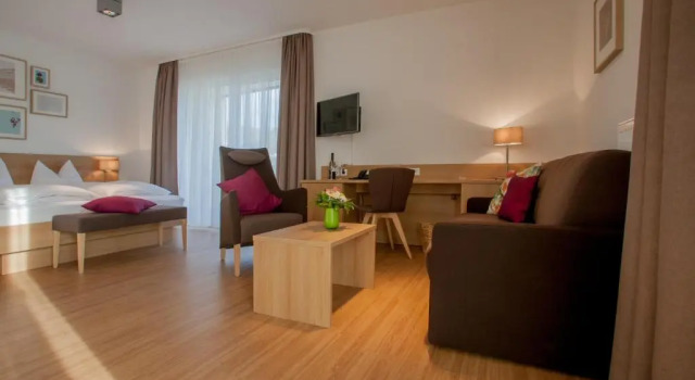 Полулюкс Pflugwirts Hotel und Gasthaus