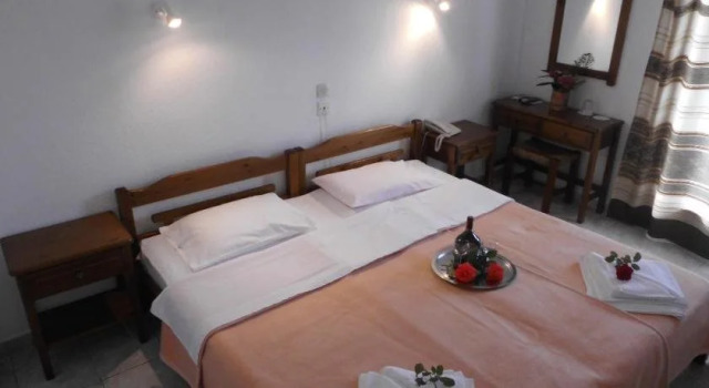Hotel Marina, Book Hotel Mouresi 