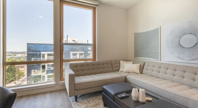 Апартаменты Premium Domicile Suites at Cove