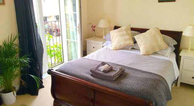Трёхместный номер Standard с балконом Lynbrook  Guests House