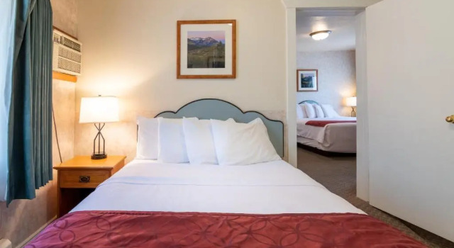 Двухместный номер Standard с 2 комнатами Swiss Alps Inn