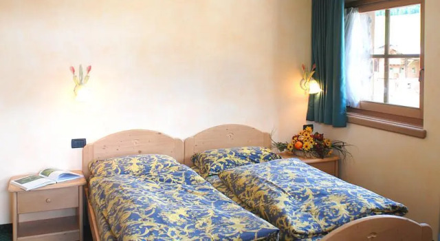 Maison Da Filip, Забронировать Отель Ливиньо Ломбардия, рядом с Гондольный подъёмник Кассана (нижняя станция)