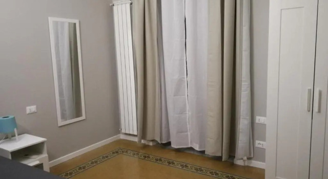 Коттедж с 4 комнатами Re Federico Apartment