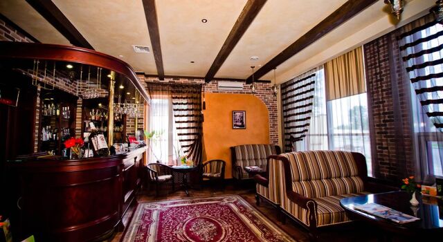 City Club, Prenota Hotel Kharkov Charkiv