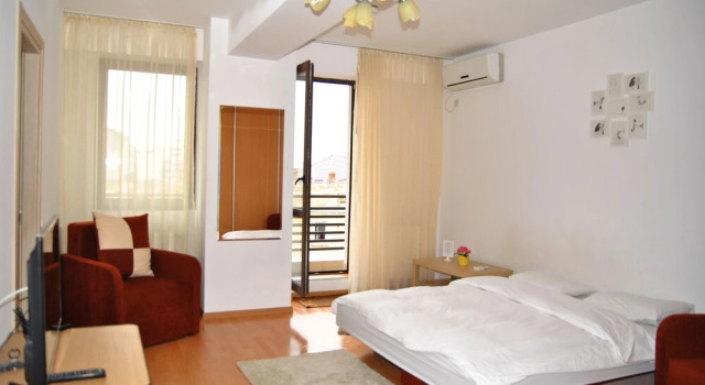 Foisor Studio, Prenota Hotel Bucarest Muntenia