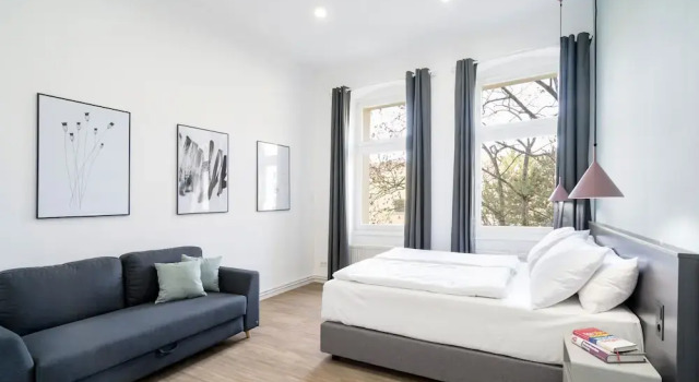 Семейные апартаменты с 4 комнатами с балконом BENSIMON apartments Mitte/Wedding