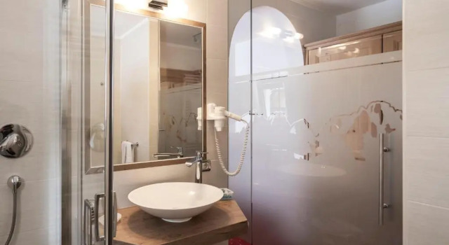 Двухместный номер Standard с балконом Garni B&B Schenk