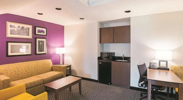Двухместный полулюкс La Quinta by Wyndham Fort Worth North