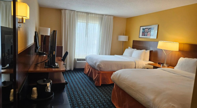 Comfort Inn & Suites Ankeny - Des Moines, Book Hotel Ankeny Iowa