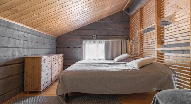 Scenic Lakeside Cabin in Tahko - Hot Tub, Book Feriehus Kuopio 