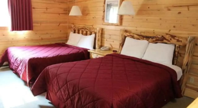 Standard quadruple chambre sous-sol Georgetown Mountain Inn