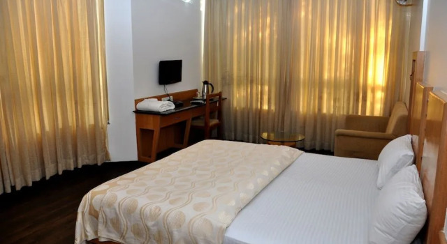 Hotel Siddhant, Забронировать Отель Отели штата Махараштры 3 звезды, 3*