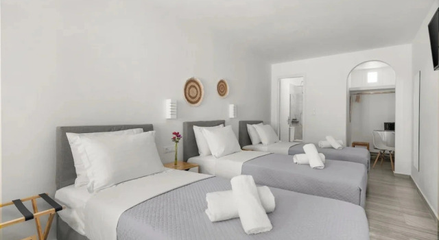 Номер Comfort с балконом Polos Hotel Paros by GHH