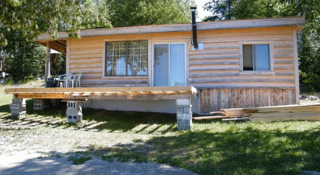 Коттедж Mowat Landing Cottages