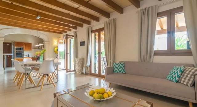 Villa Sun Club Home in Llucmajor, Boek Villa Hotels in Llucmajor met parkeren, Parkeren