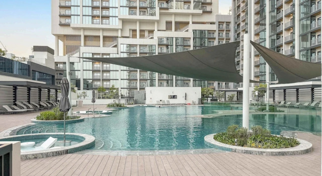 Апартаменты Spacious 2BR in The Crest With Pool and gym