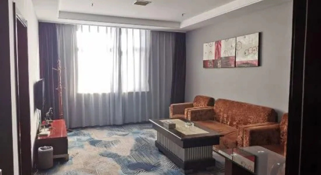 Двухместный люкс Business Lingyuan International Hotel
