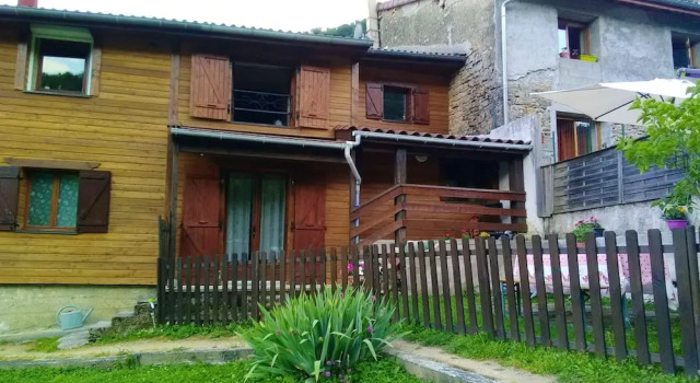 Apartment With 2 Bedrooms in Saint-rambert-en-bugey, With Wonderful Mountain View, Enclosed Garden and Wifi, Reserva ahora Apartamento Saint-Rambert-en-Bugey 