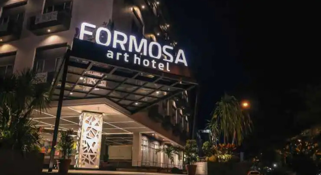 Hotel Formosa, Book Hotel Hotels in Sulawesi with Parking, Parking