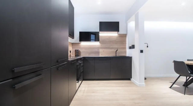 Luxury Townhouse - Eiffel tower, Забронировать Отель Париж Иль-де-Франс, рядом с Мирабо